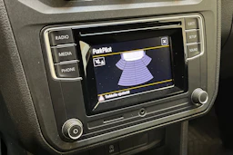 valkoinen Volkswagen Caddy 2020 kuva 16.