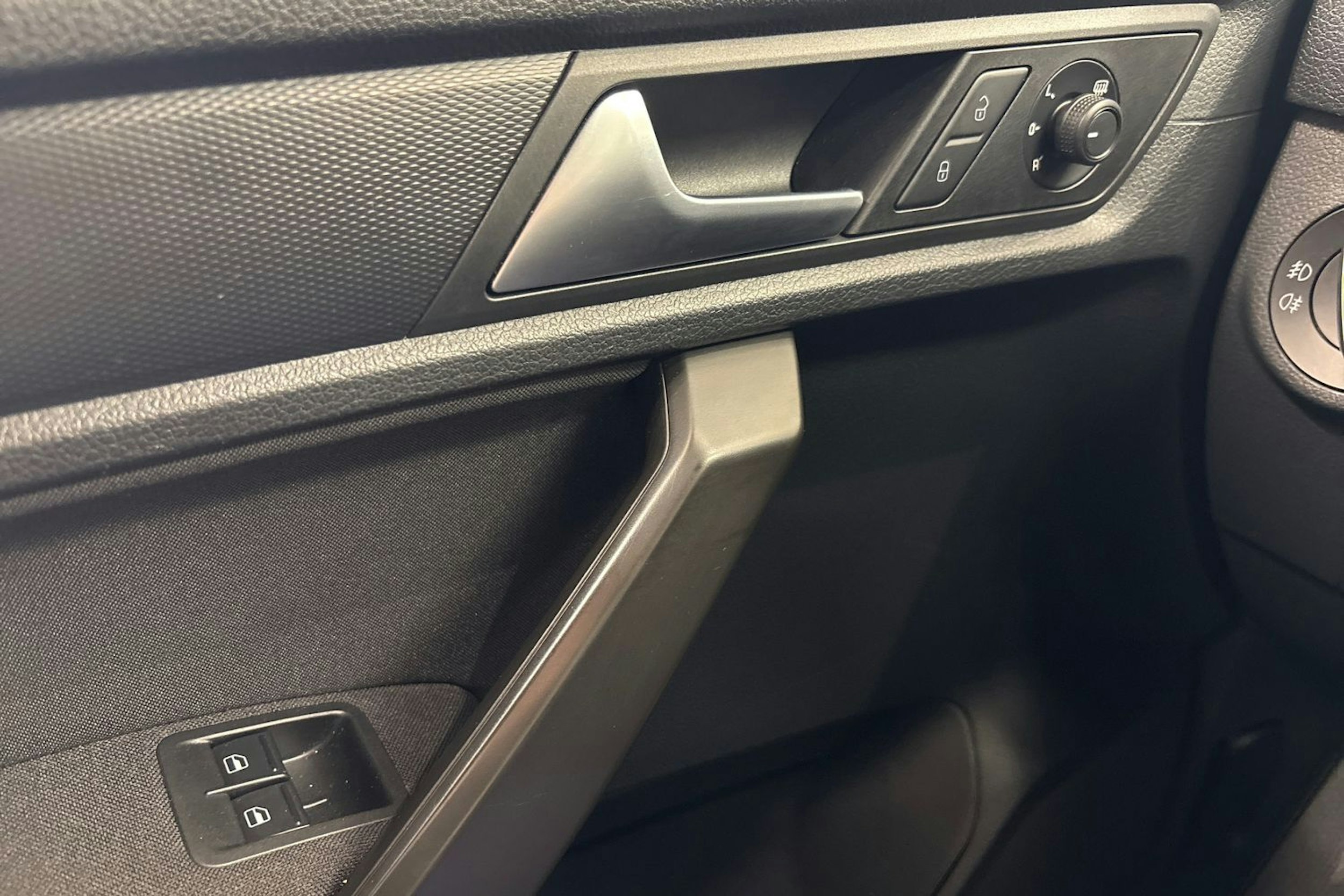 Valkoinen Volkswagen CADDY 2020 kuva 17.