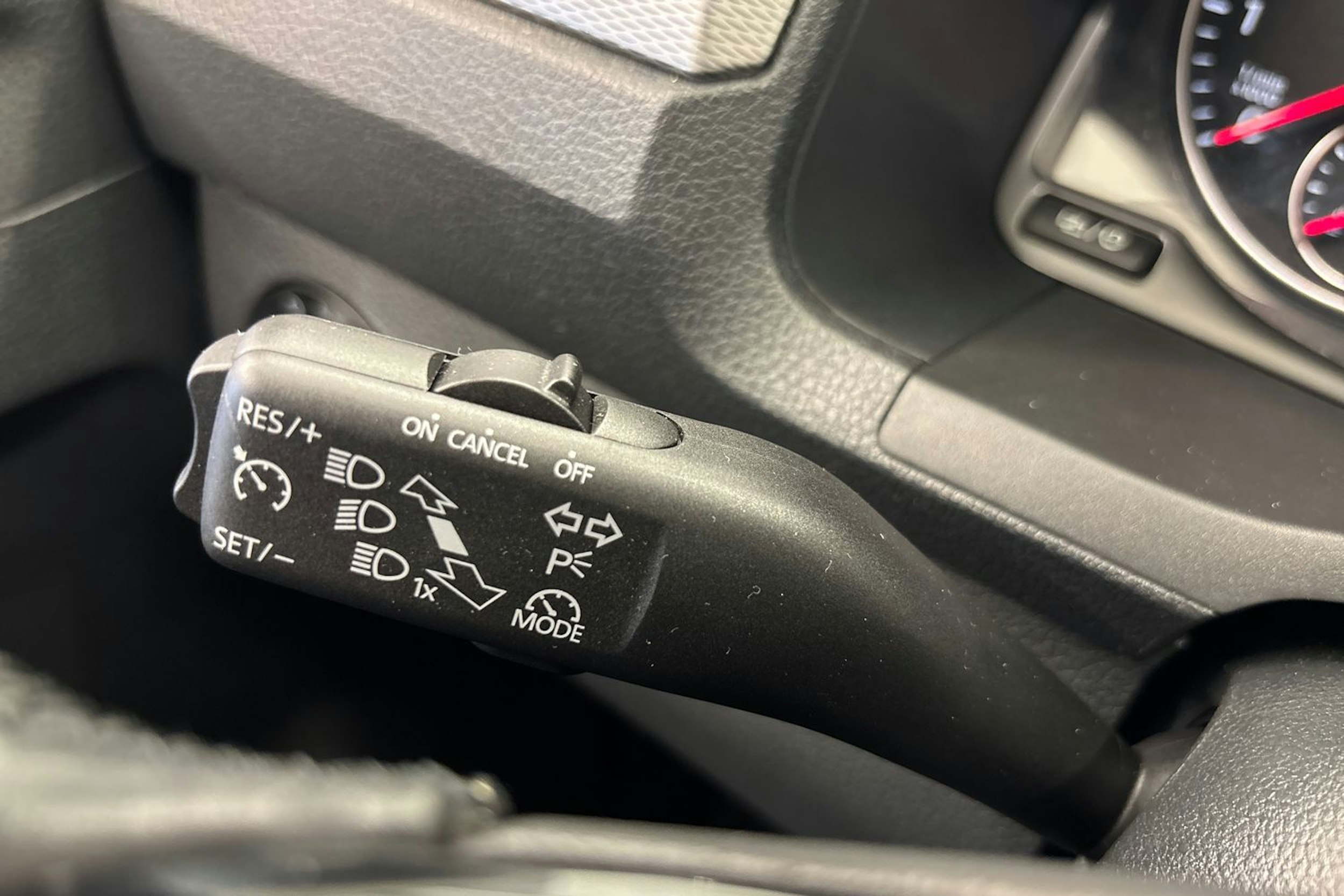 Valkoinen Volkswagen CADDY 2020 kuva 19.