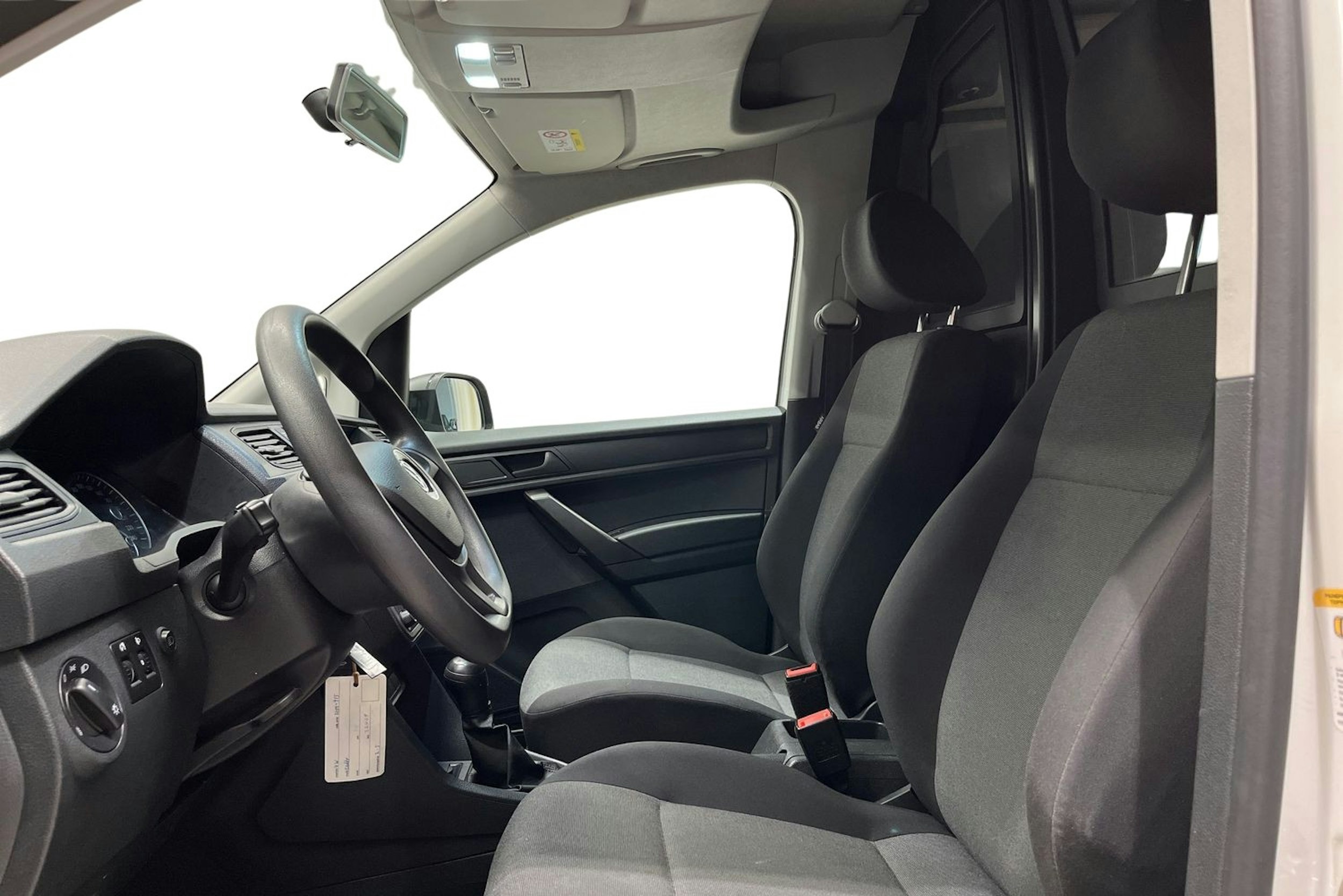 Valkoinen Volkswagen CADDY 2020 kuva 10.