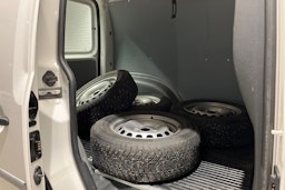 Valkoinen Volkswagen CADDY 2020 kuva 13.
