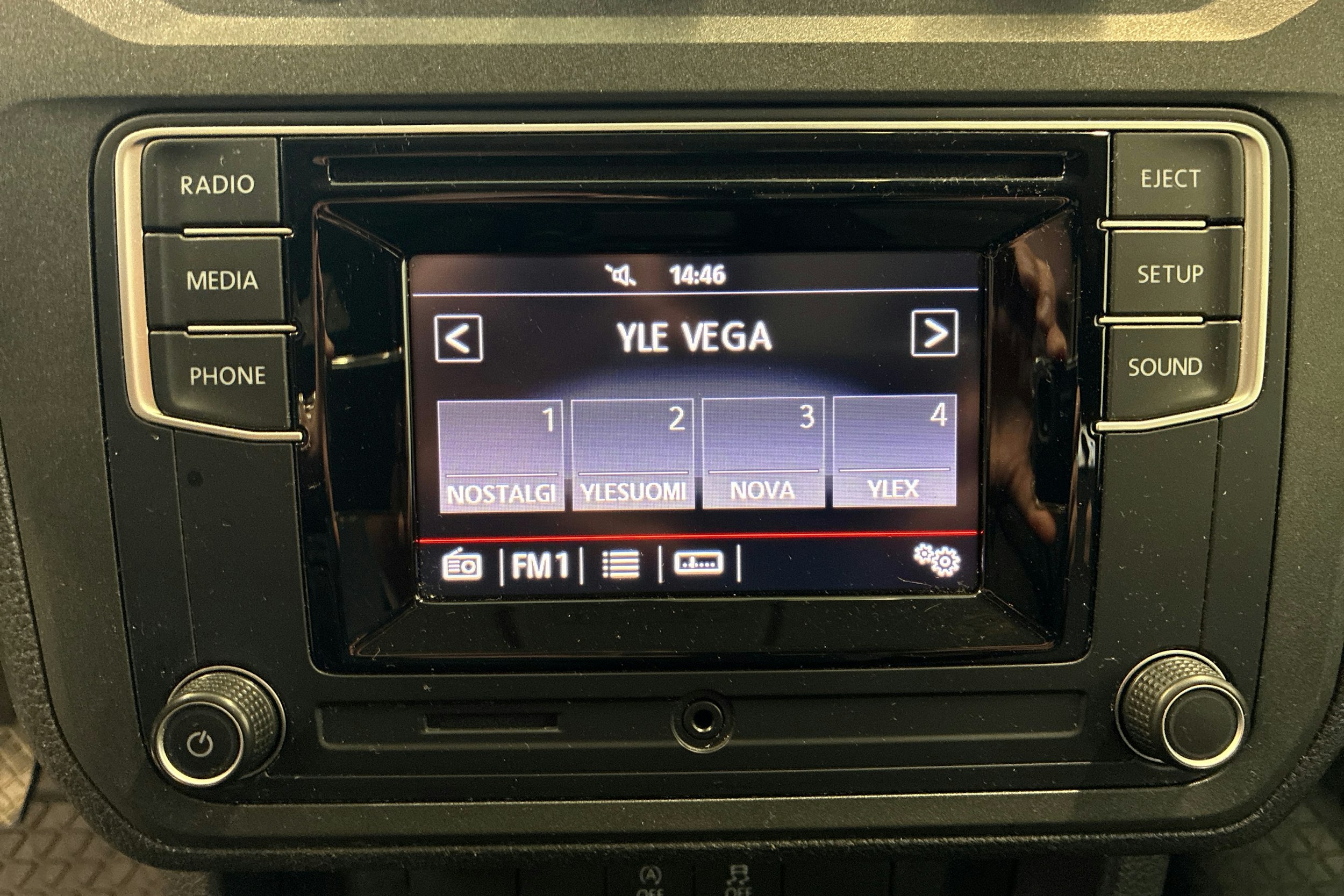 valkoinen Volkswagen Caddy 2020 kuva 21.