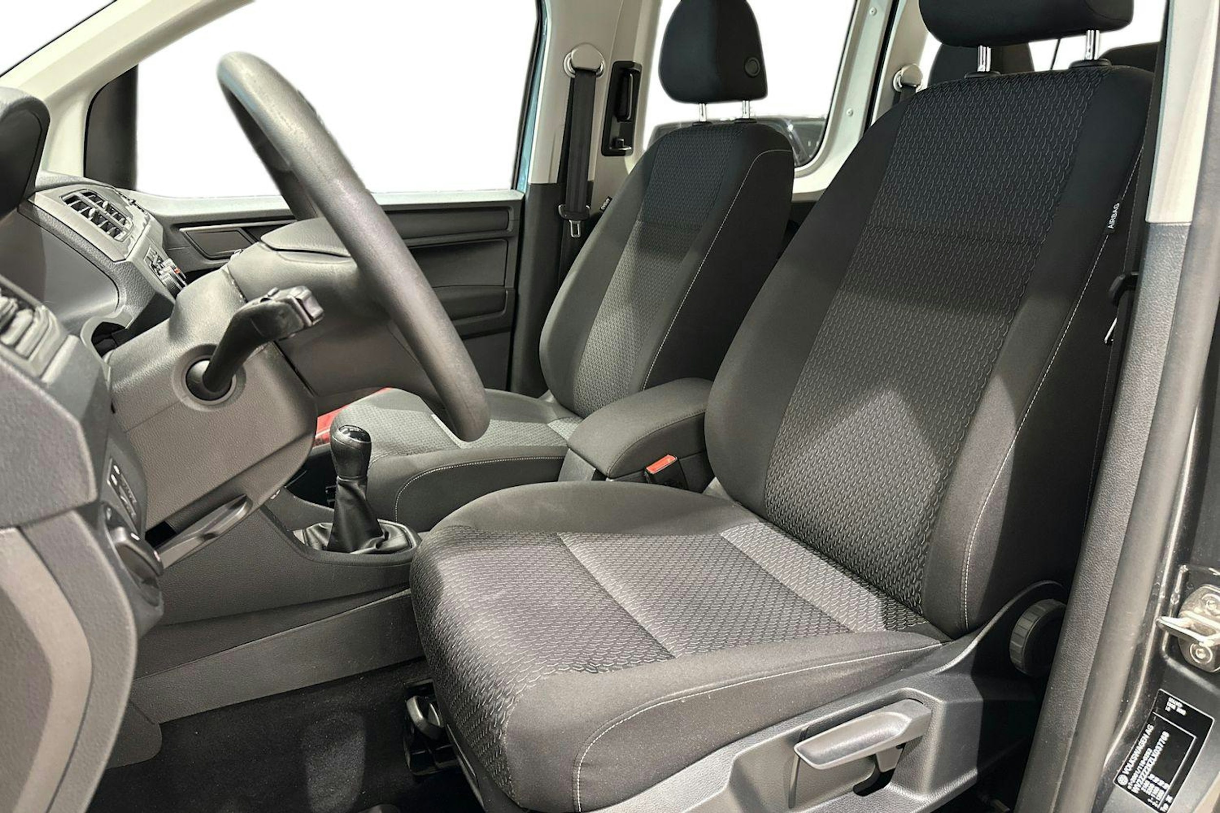 Harmaa Volkswagen CADDY 2020 kuva 11.