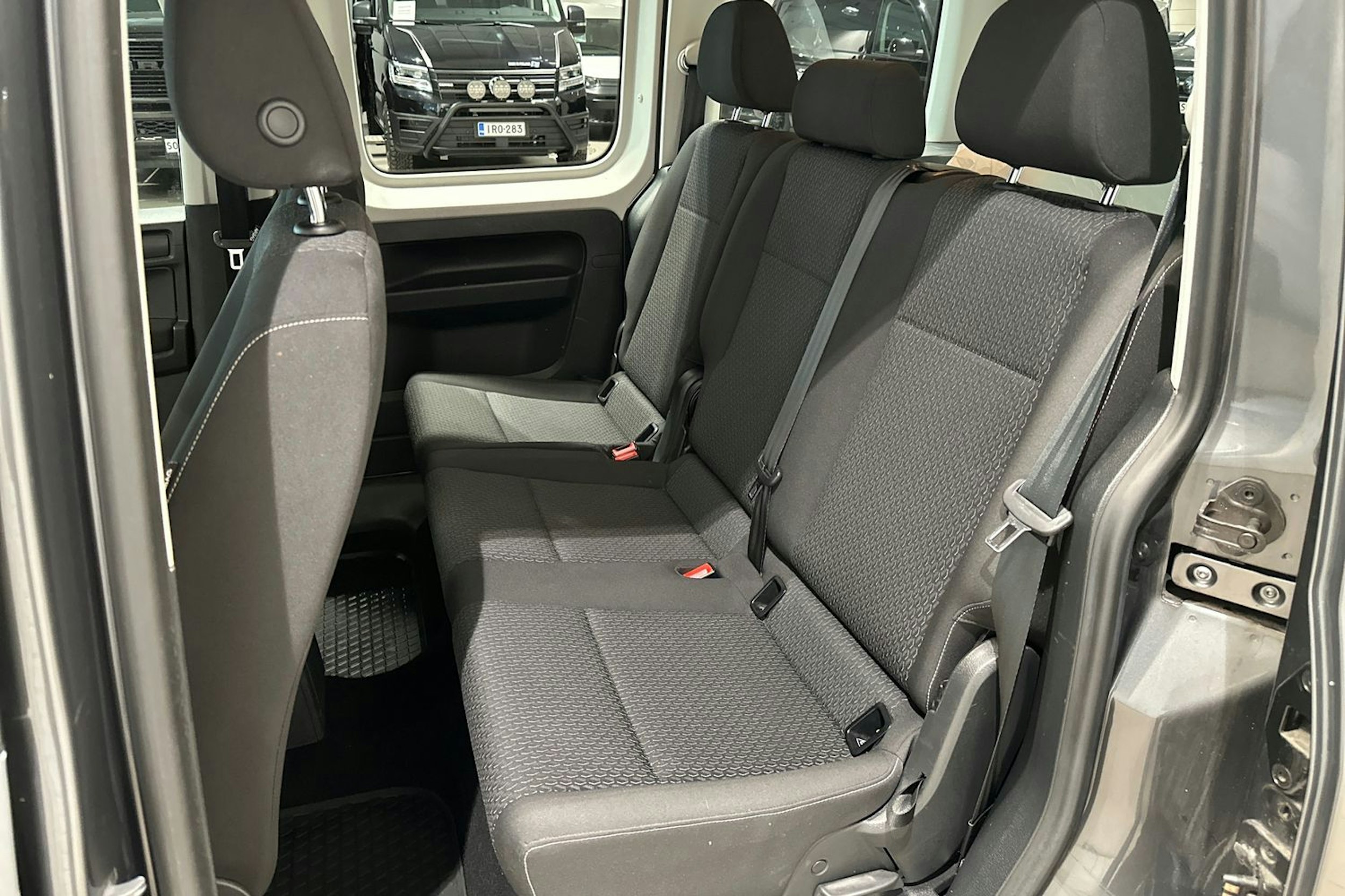 Harmaa Volkswagen CADDY 2020 kuva 15.