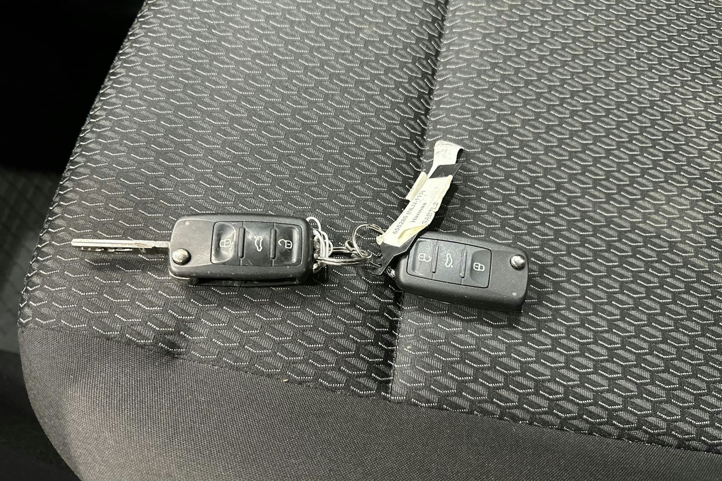 Harmaa Volkswagen CADDY 2020 kuva 20.