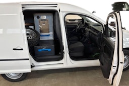 valkoinen Volkswagen Caddy 2020 kuva 3.