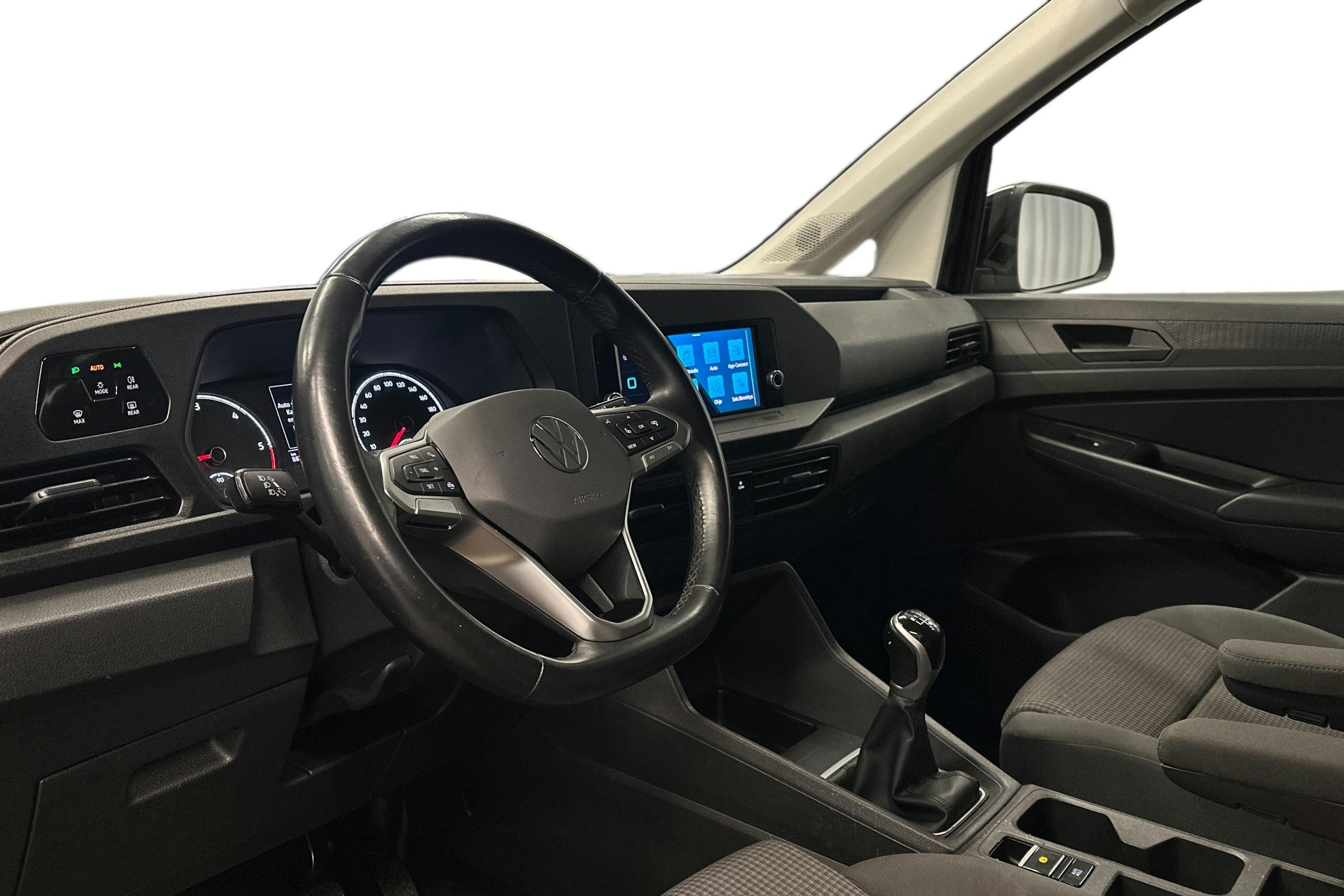 musta Volkswagen Caddy 2021 kuva 8.