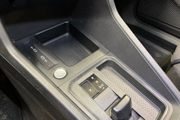 valkoinen Volkswagen Caddy 2021 kuva 28.