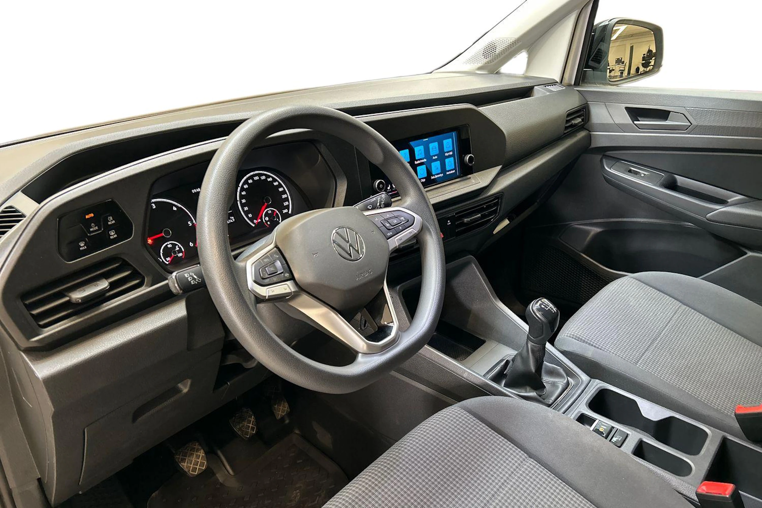 valkoinen Volkswagen Caddy 2021 kuva 8.