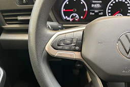 valkoinen Volkswagen Caddy 2021 kuva 13.