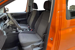 oranssi Volkswagen Caddy 2021 kuva 8.