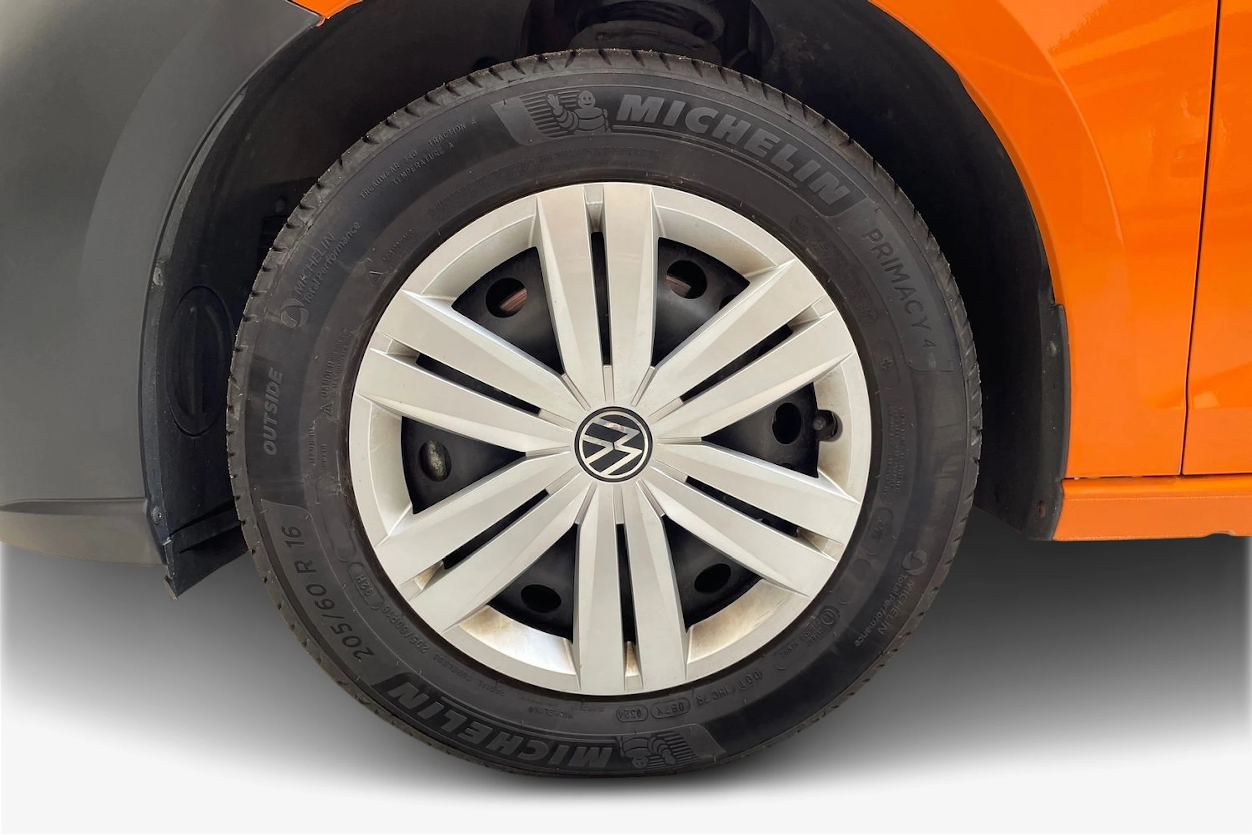 oranssi Volkswagen Caddy 2021 kuva 12.
