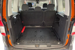 oranssi Volkswagen Caddy 2021 kuva 15.