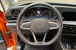 oranssi Volkswagen Caddy 2021 kuva 16.
