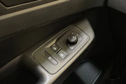 oranssi Volkswagen Caddy 2021 kuva 26.