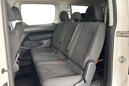 Valkoinen Volkswagen CADDY 2021 kuva 8.