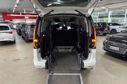 Valkoinen Volkswagen CADDY 2021 kuva 11.
