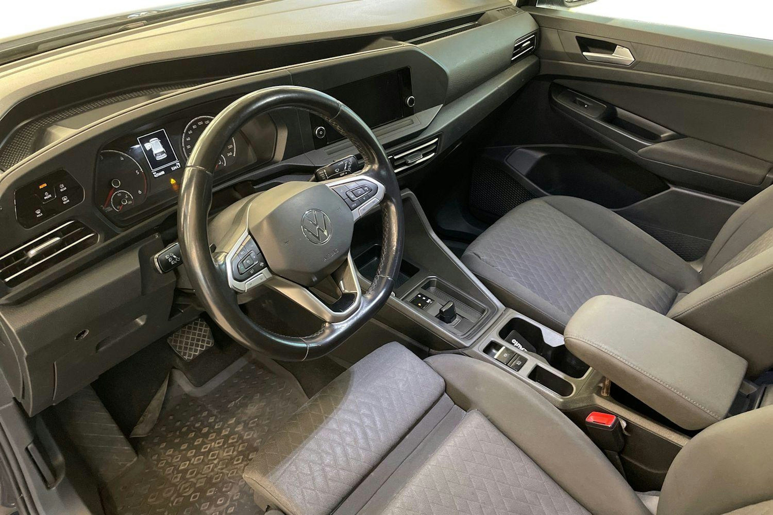Musta Volkswagen CADDY 2021 kuva 7.