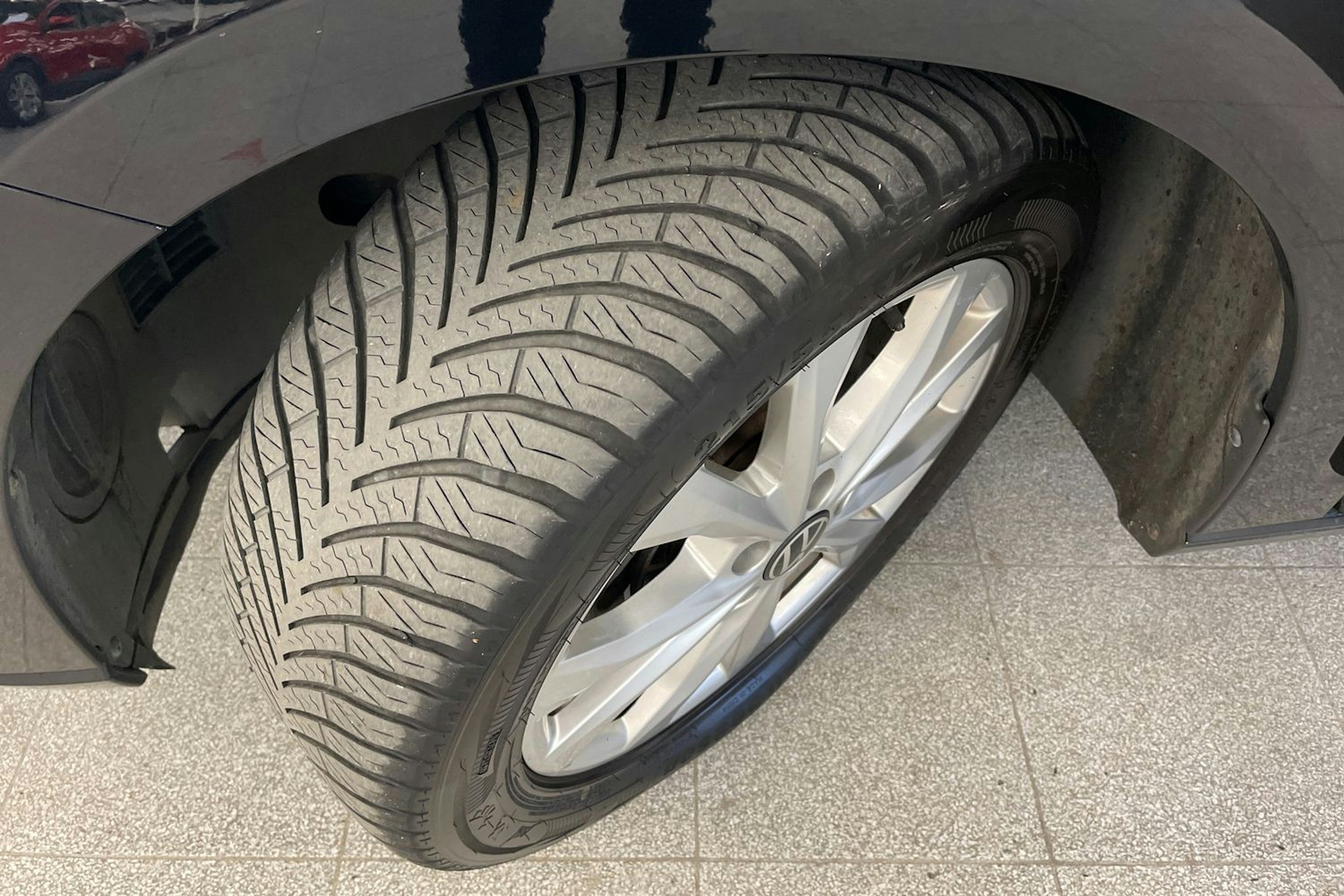 Musta Volkswagen CADDY 2021 kuva 13.