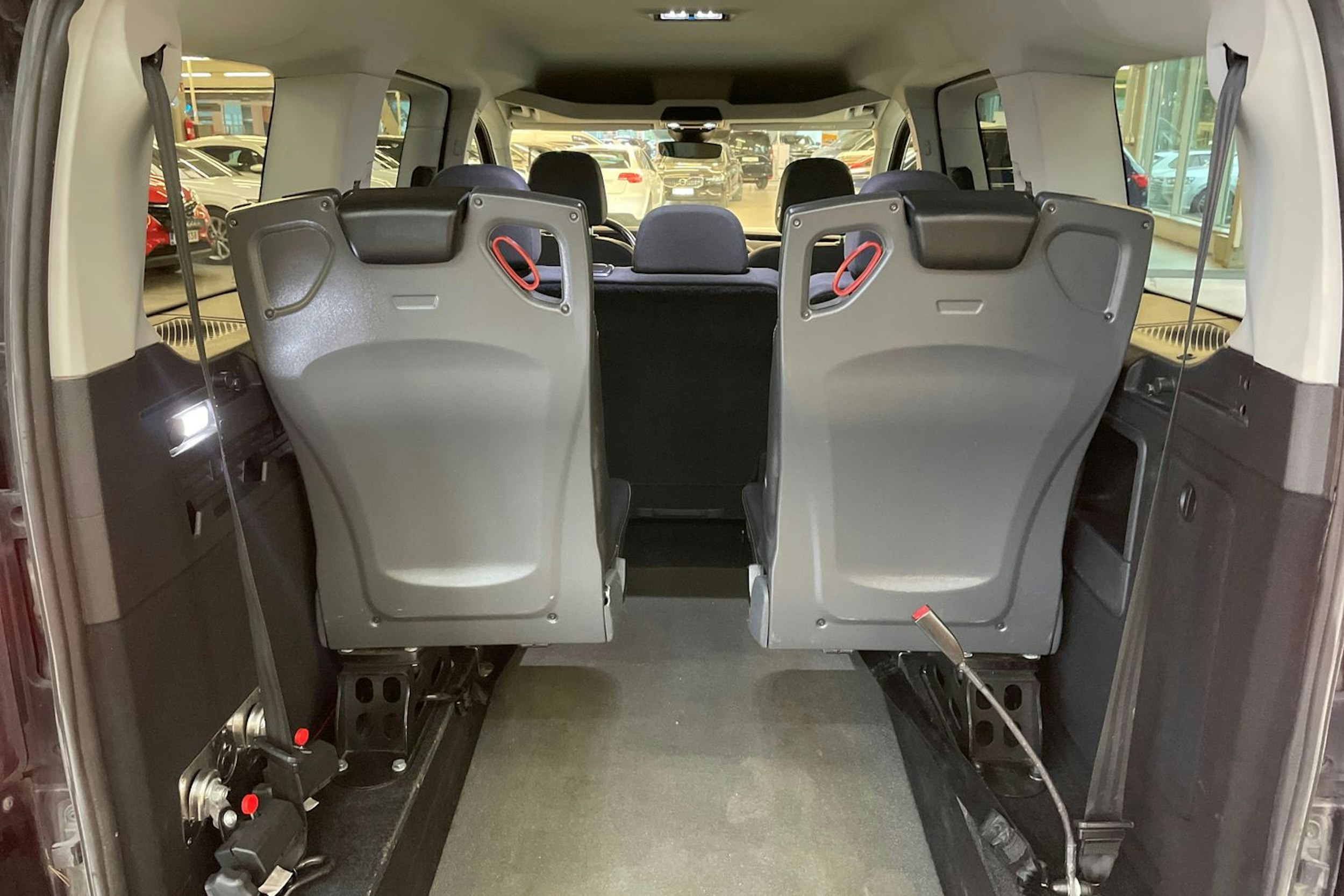 Musta Volkswagen CADDY 2021 kuva 21.