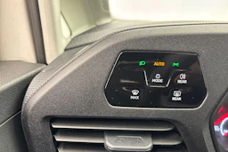 valkoinen Volkswagen Caddy 2021 kuva 19.