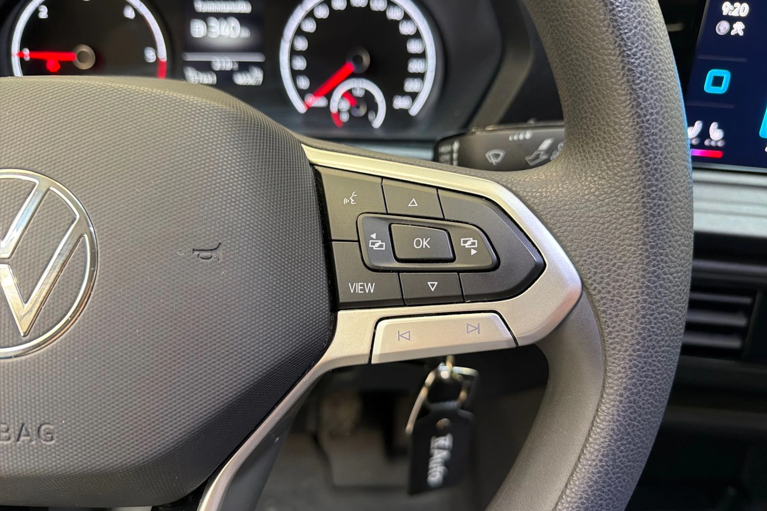 musta Volkswagen Caddy 2021 kuva 16.