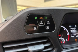 musta Volkswagen Caddy 2021 kuva 20.