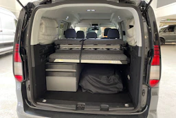 harmaa Volkswagen Caddy Maxi 2021 kuva 16.