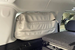 harmaa Volkswagen Caddy Maxi 2021 kuva 18.