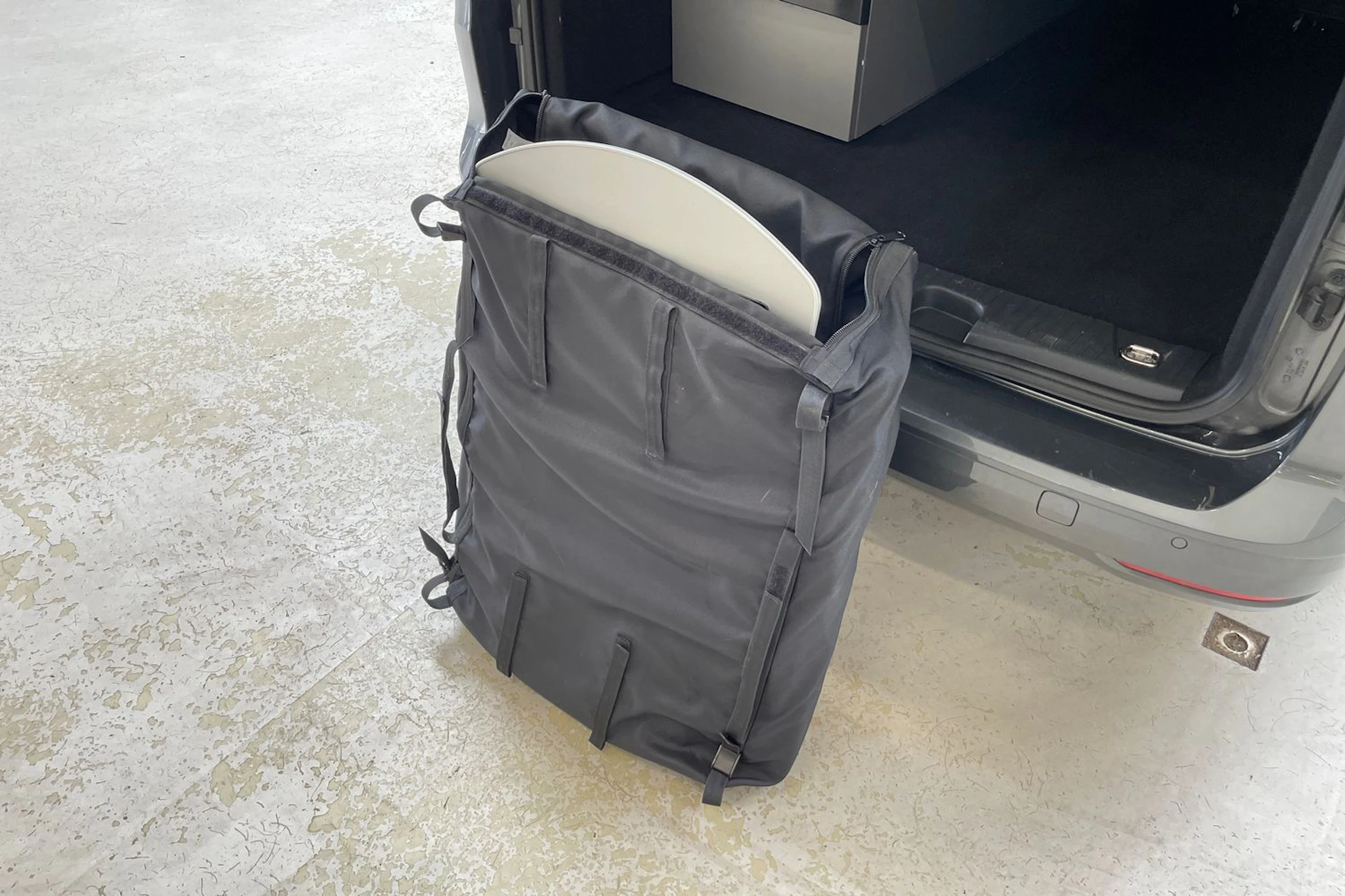 harmaa Volkswagen Caddy Maxi 2021 kuva 23.