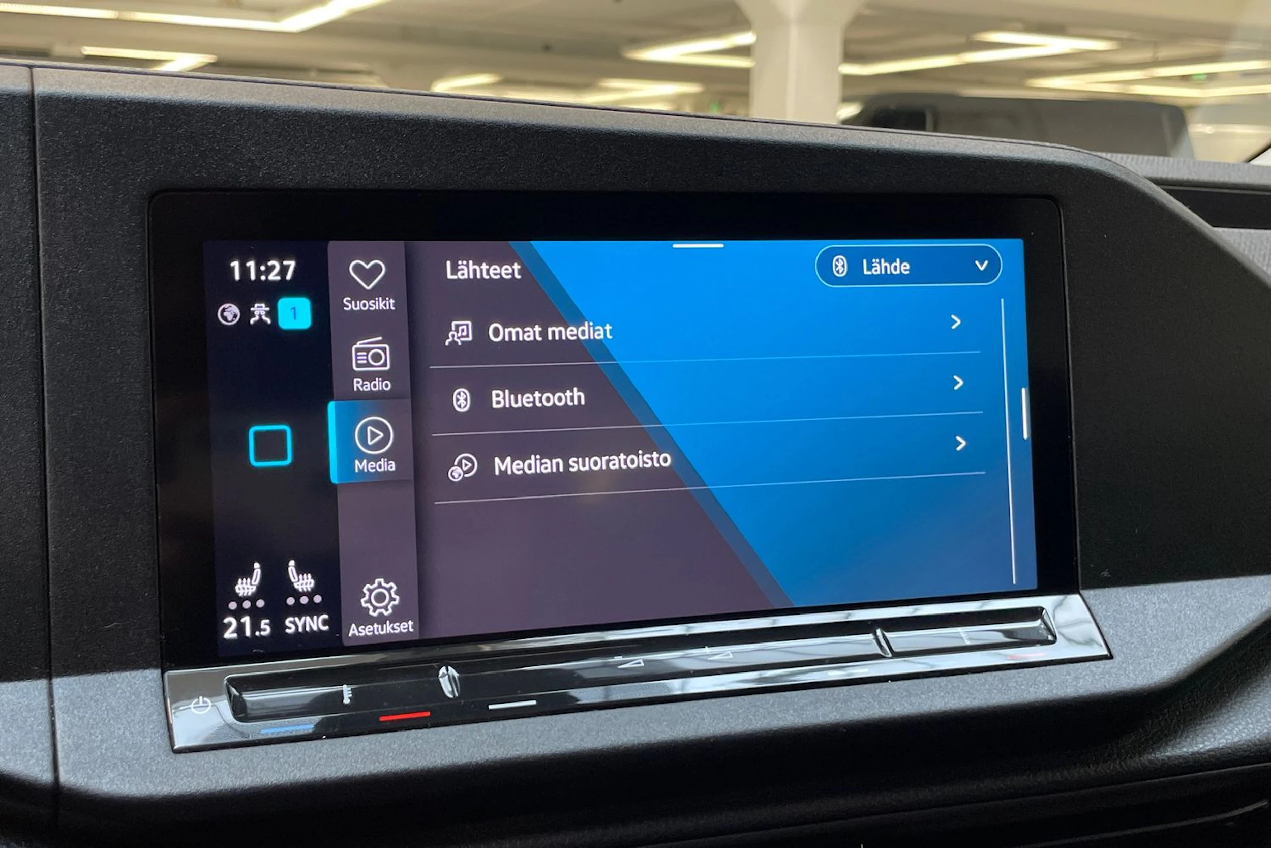 harmaa Volkswagen Caddy Maxi 2021 kuva 32.