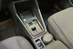 harmaa Volkswagen Caddy Maxi 2021 kuva 39.