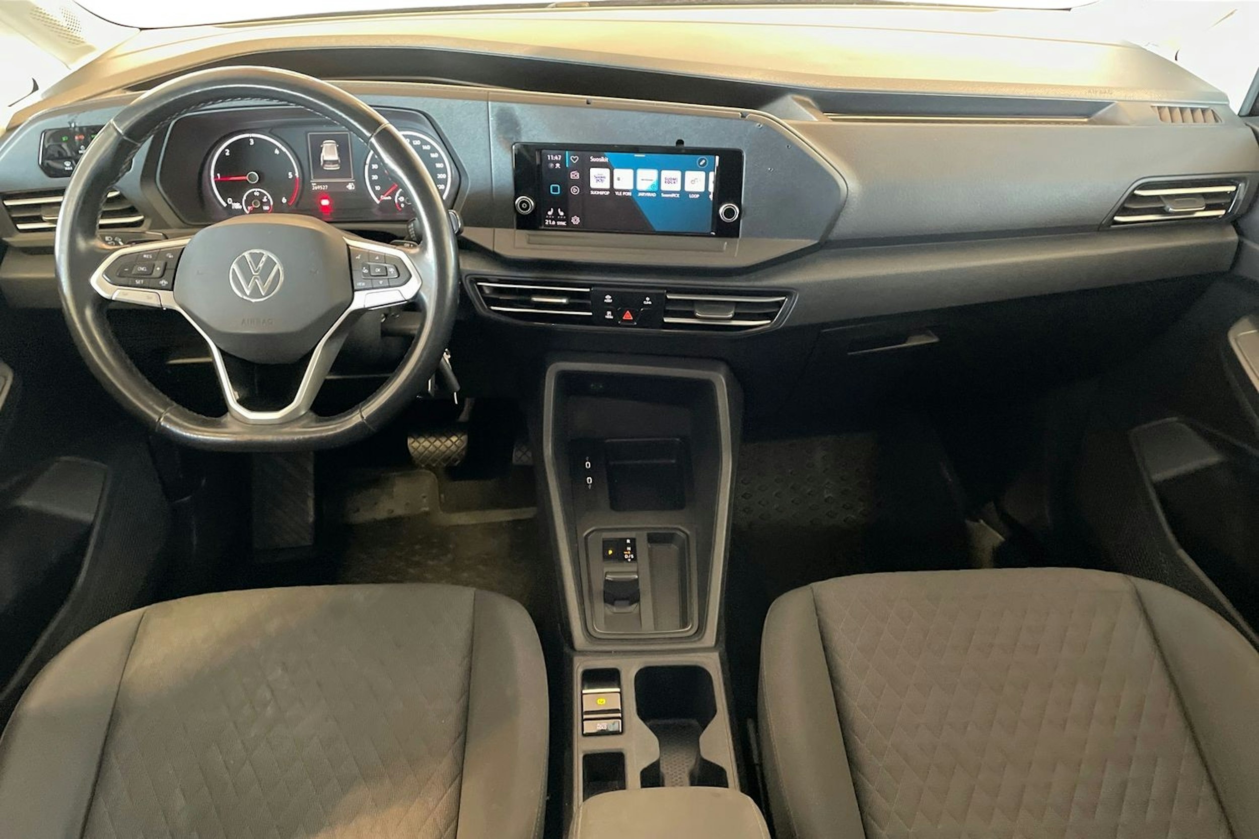 Musta Volkswagen CADDY 2021 kuva 9.