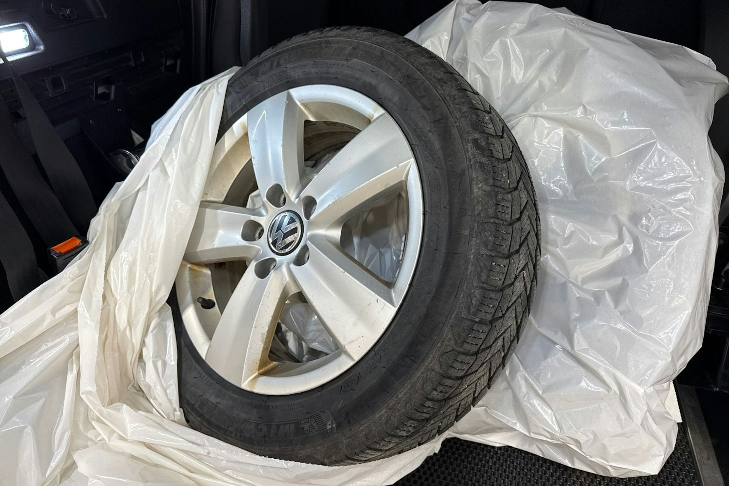 Valkoinen Volkswagen CADDY 2021 kuva 11.