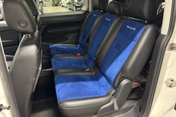 Valkoinen Volkswagen CADDY 2021 kuva 15.