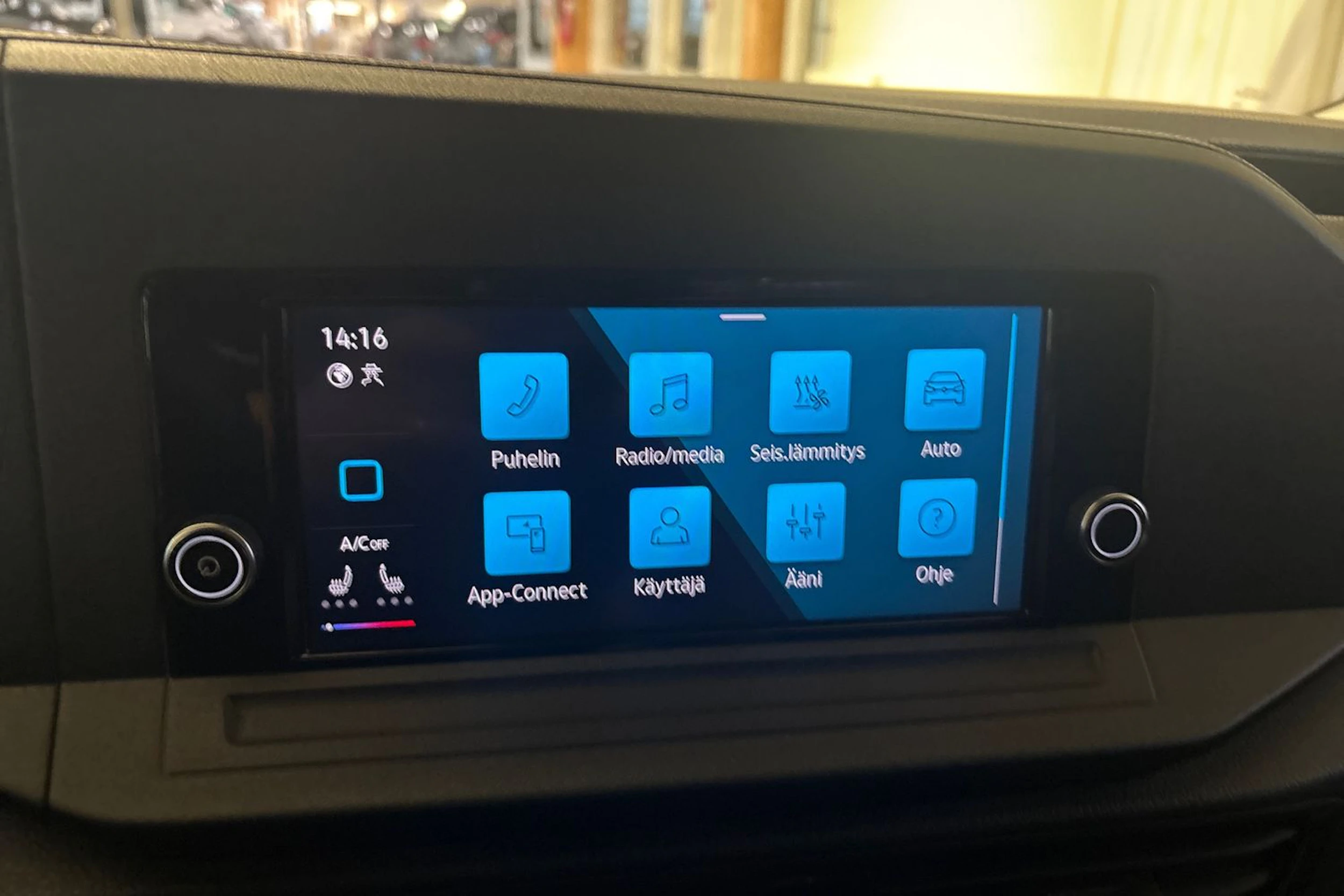 Valkoinen Volkswagen CADDY 2021 kuva 15.