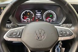 harmaa Volkswagen Caddy 2021 kuva 17.