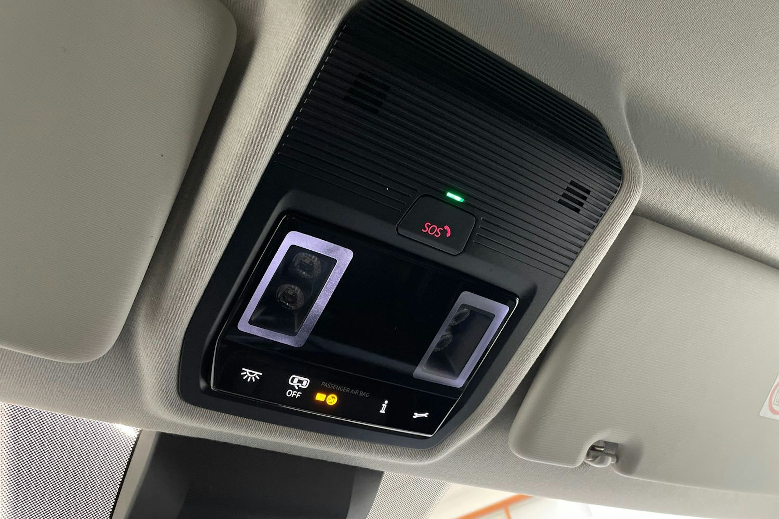 harmaa Volkswagen Caddy 2021 kuva 28.