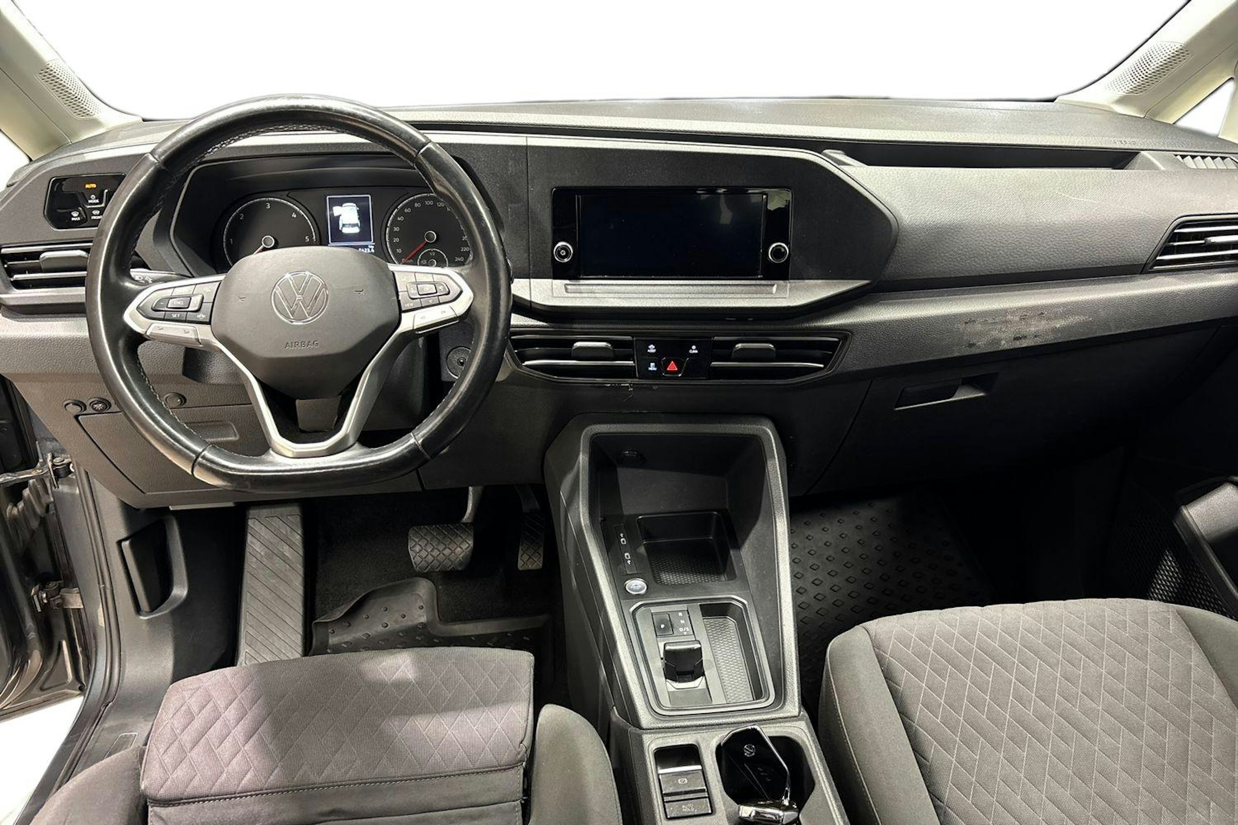 Valkoinen Volkswagen CADDY 2022 kuva 9.