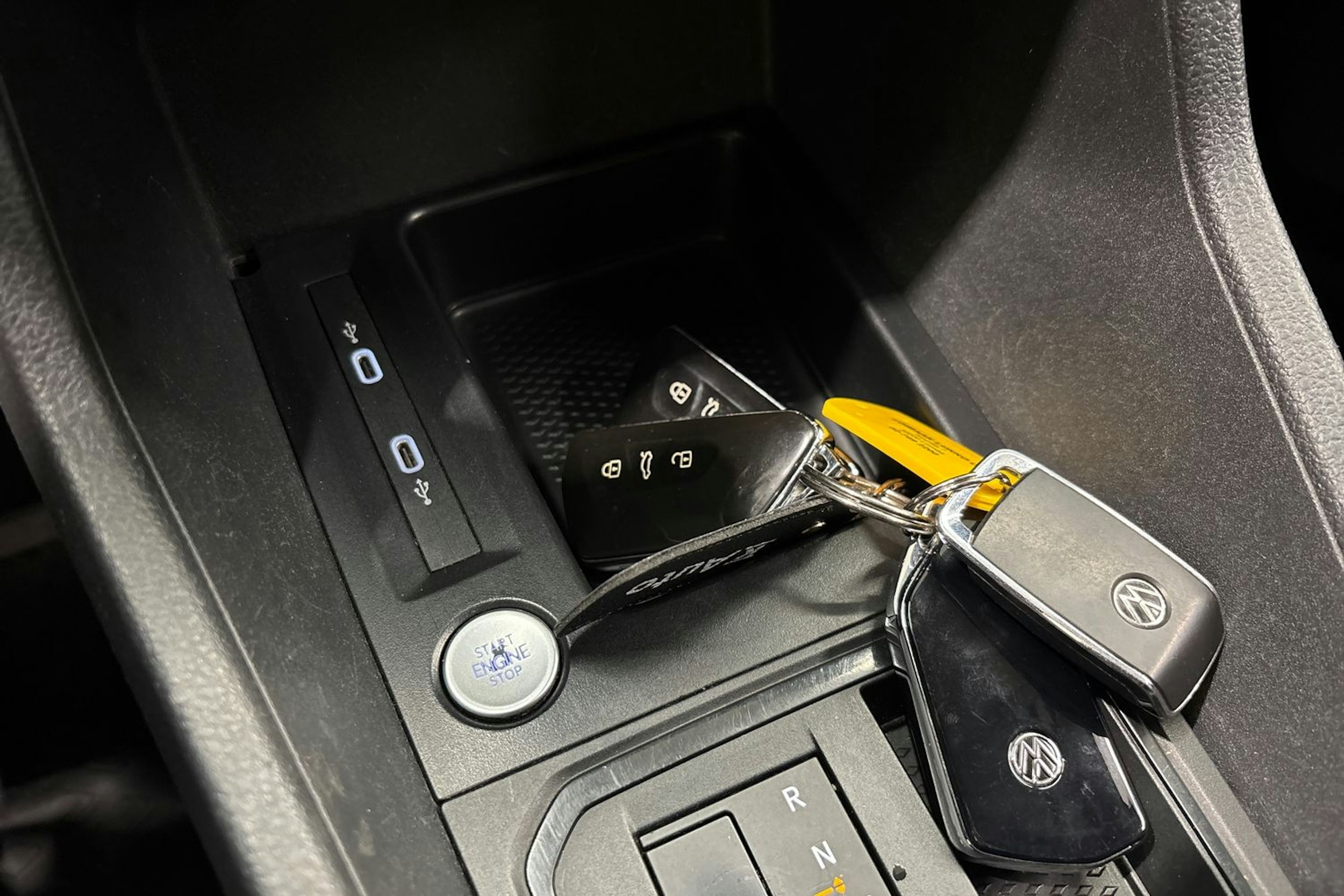 Valkoinen Volkswagen CADDY 2022 kuva 17.