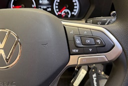 valkoinen Volkswagen Caddy 2021 kuva 18.