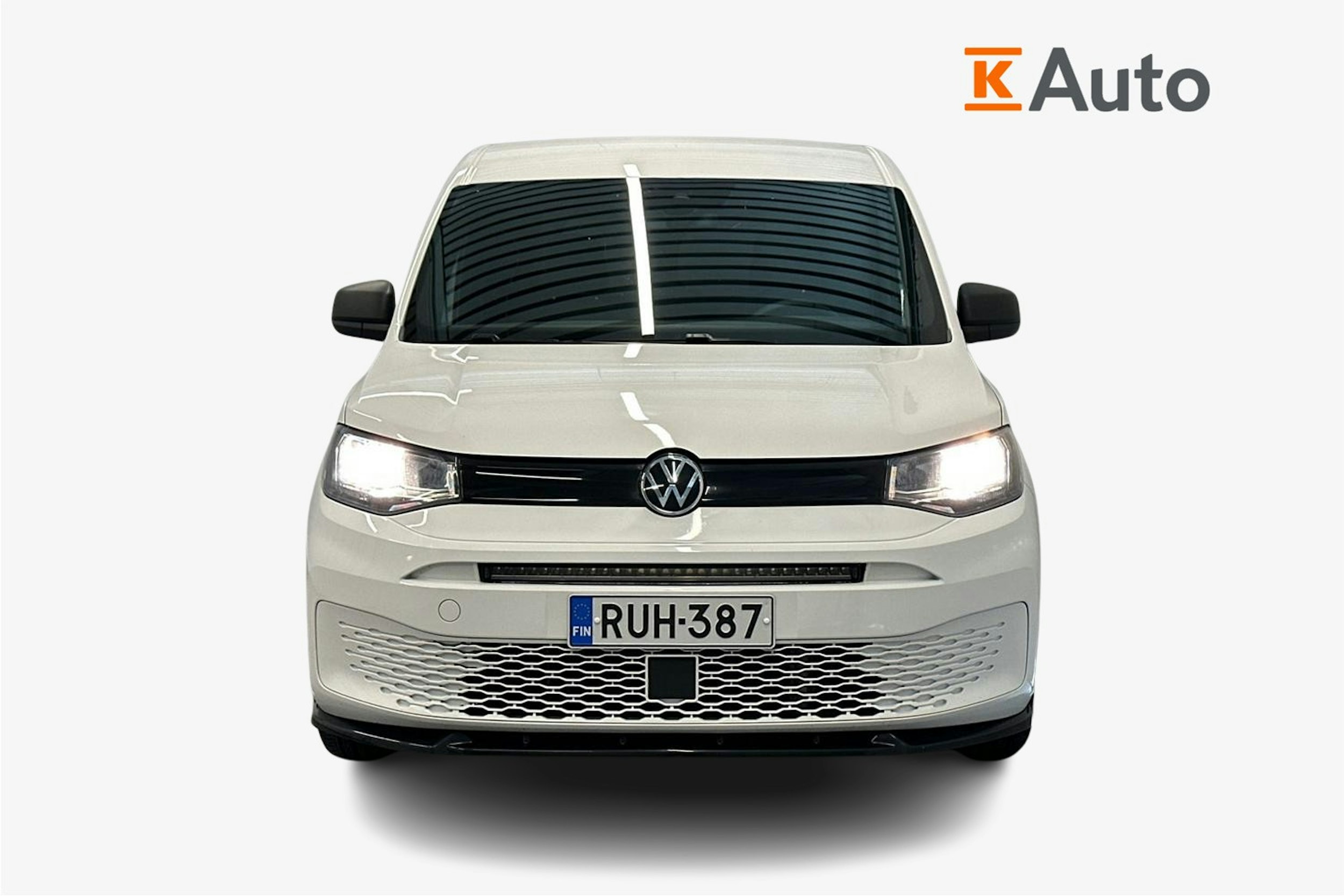 valkoinen Volkswagen Caddy 2021 kuva 5.