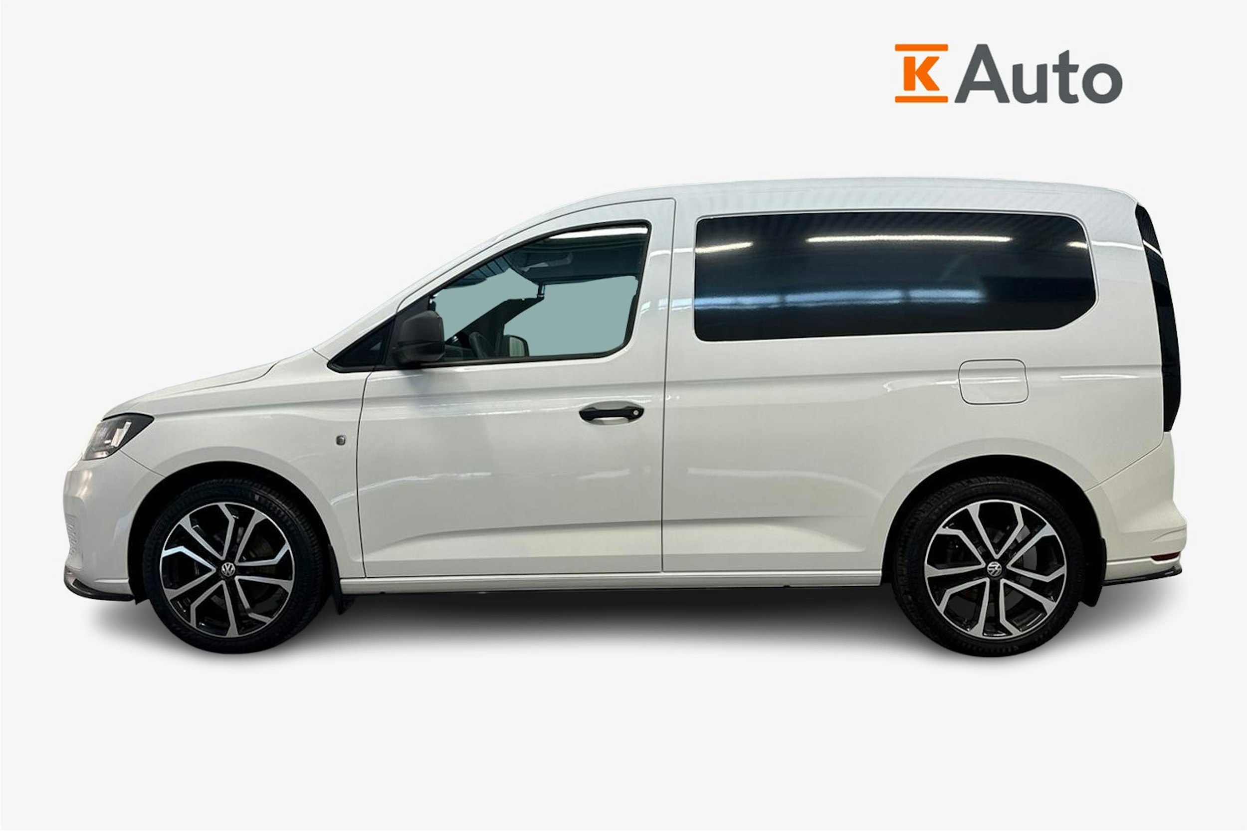 valkoinen Volkswagen Caddy 2021 kuva 6.