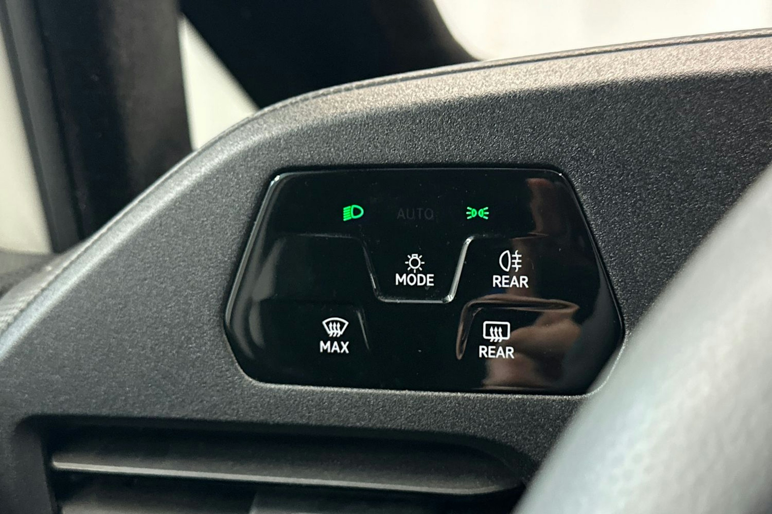 valkoinen Volkswagen Caddy 2021 kuva 15.