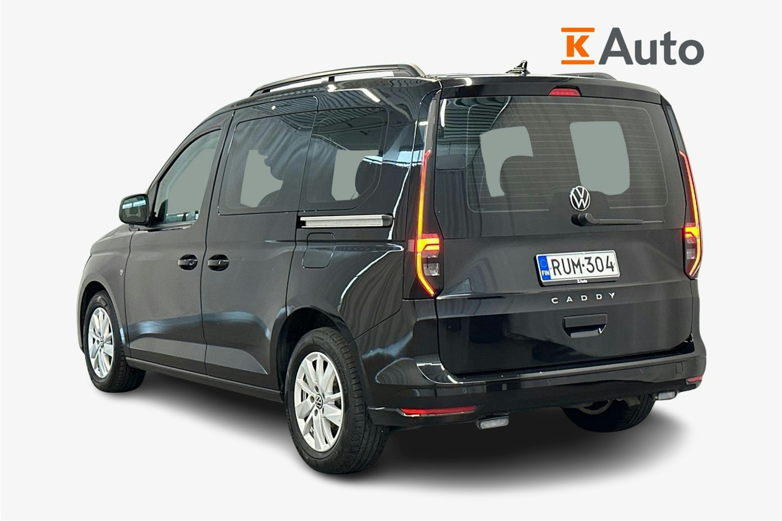 musta Volkswagen Caddy 2021 kuva 2.