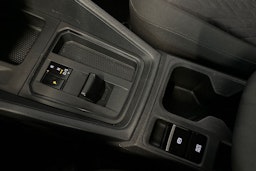 musta Volkswagen Caddy 2021 kuva 22.