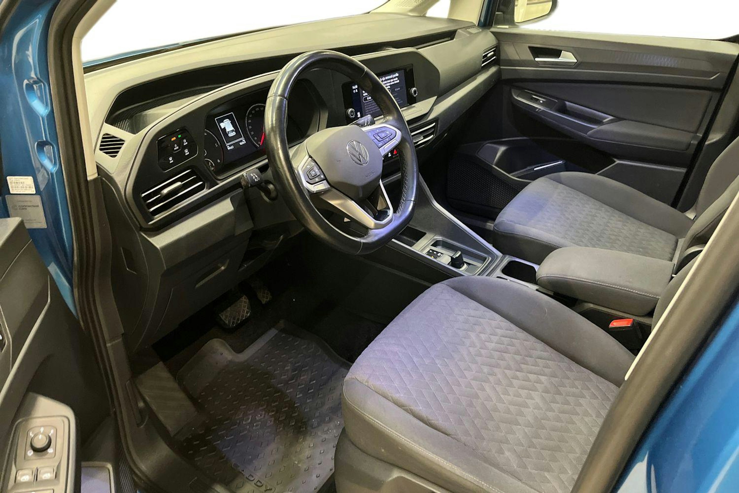 met. sininen Volkswagen Caddy 2021 kuva 8.