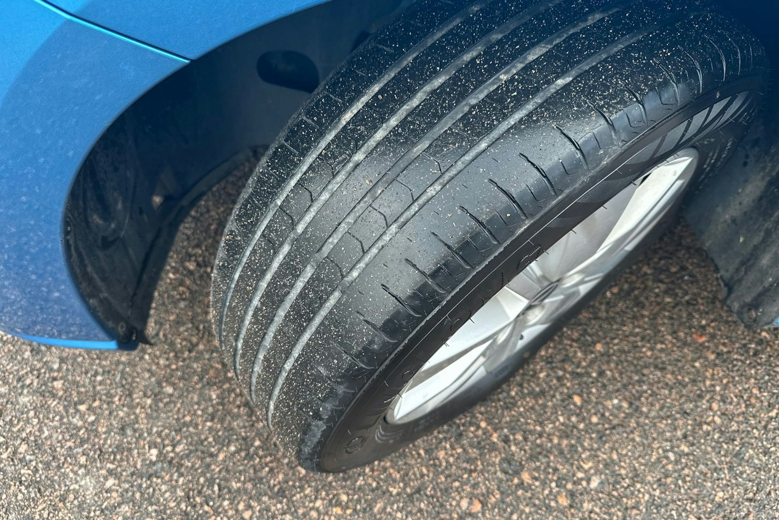 sininen Volkswagen Caddy 2021 kuva 13.