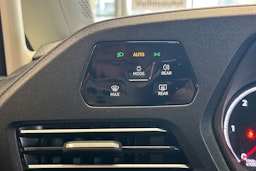 sininen Volkswagen Caddy 2021 kuva 24.