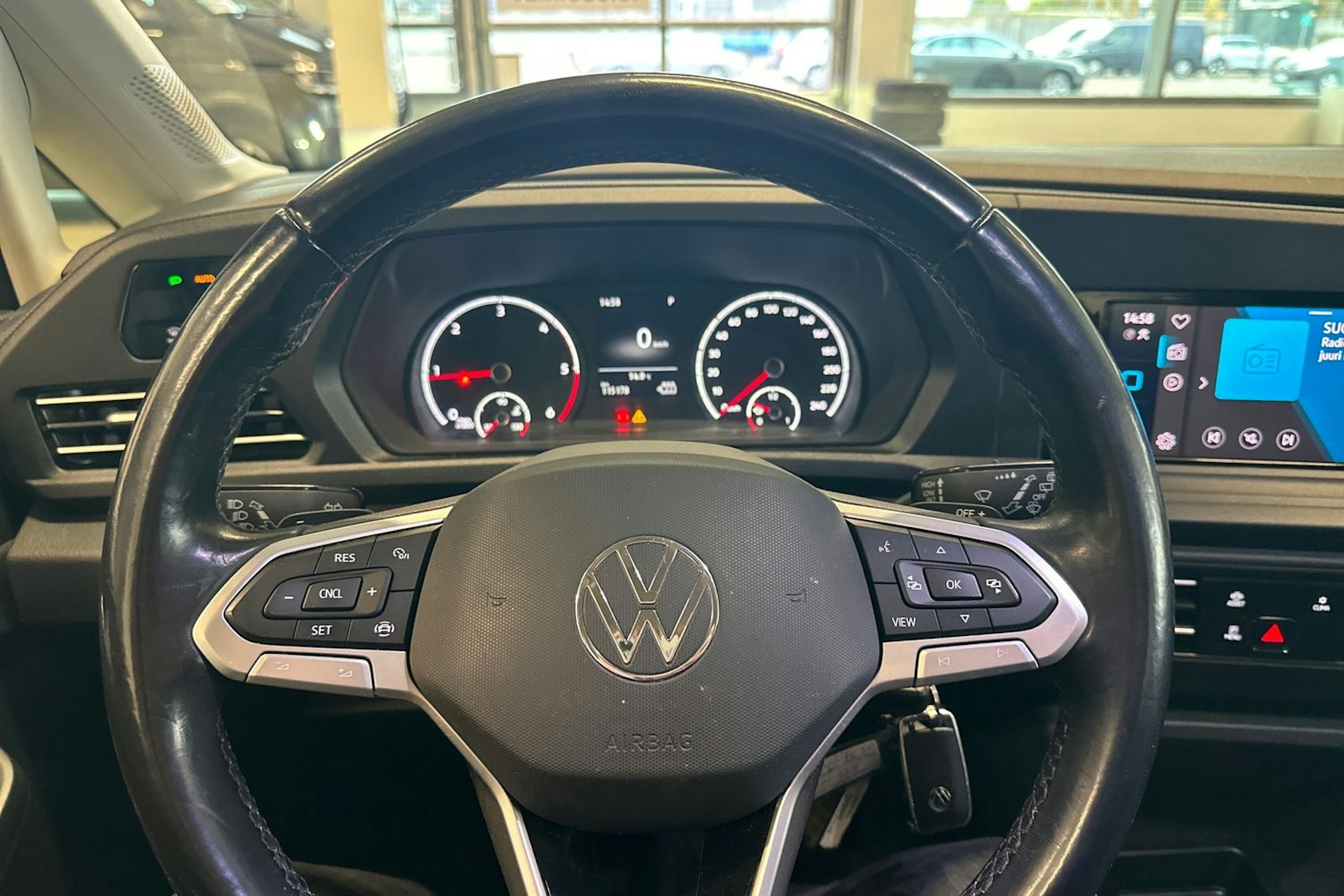 sininen Volkswagen Caddy 2021 kuva 27.